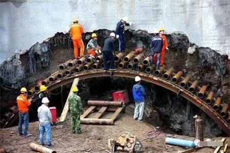 温州隧道钢花管支护案例
